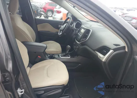 2017 Jeep Cherokee Latitude Fwd из США, поврежденный, VIN 1C4PJLCS4HW565998